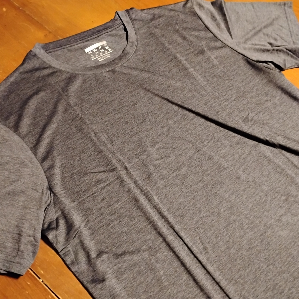 Shirt - Picture 3 of 3